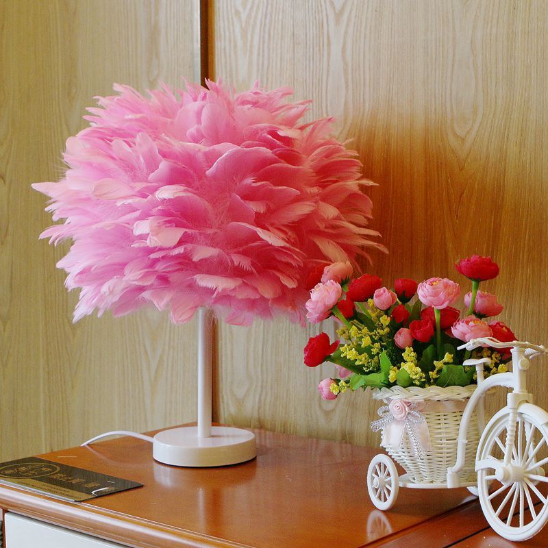 Bedroom Artistic Lamp Feather Table Lamp